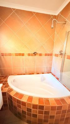 House For Sale in New Germany, Pinetown
