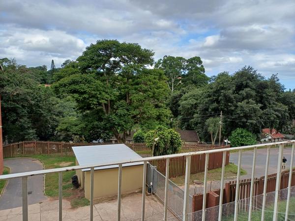 Apartment / Flat For Sale in The Wolds, Pinetown